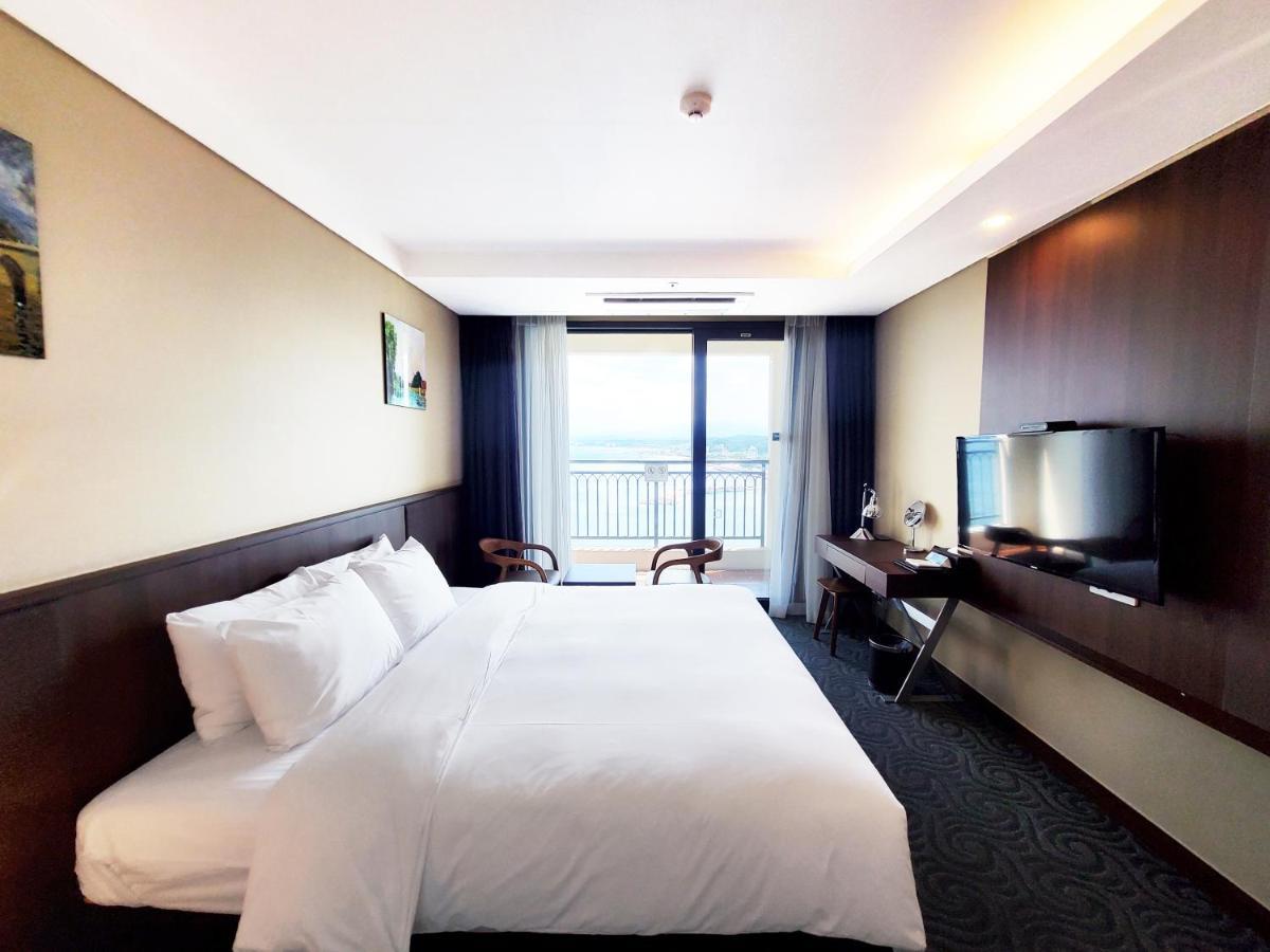 Hotel Ramada By Wyndham Gangwon 4*