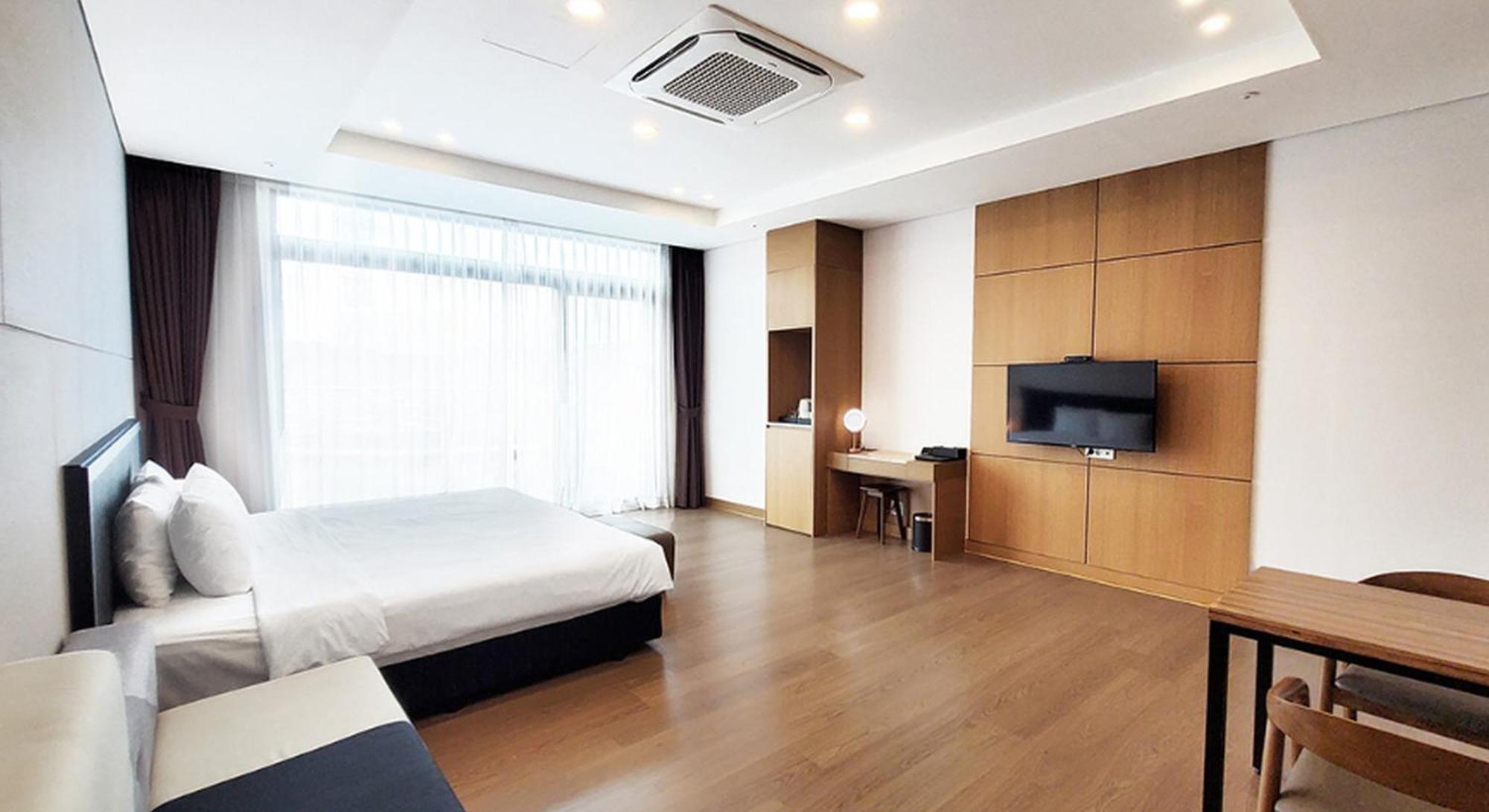 Ramada By Wyndham Gangwon 4*
